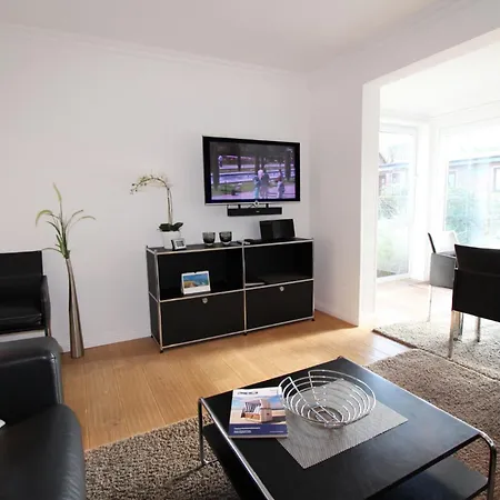 Sueder Wung 12, App 1