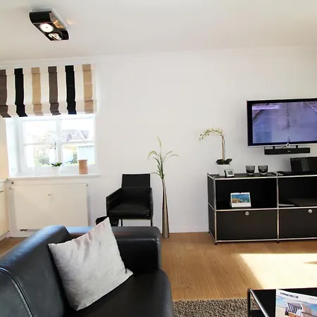 Sueder Wung 12, App 1 *