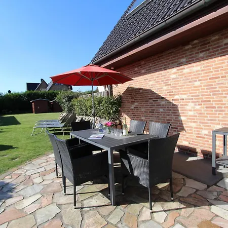 Sueder Wung 12, App 1 *